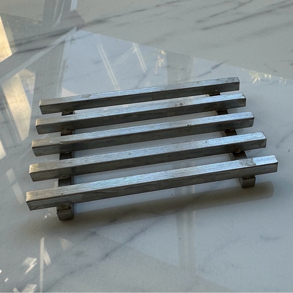 Silver Metal Soap Saver - Picture 3 of 4